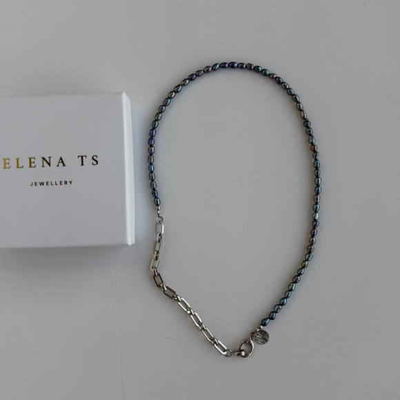 688 Freshwater Pearl Necklace - Picture 7 of 7